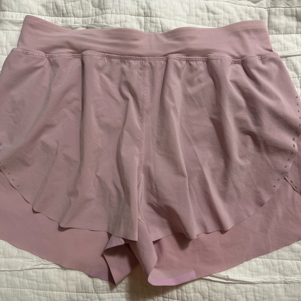Lululemon find your pace lined shorts